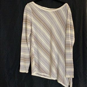 WHITE HOUSE BLACK MARKET Women top size  XL